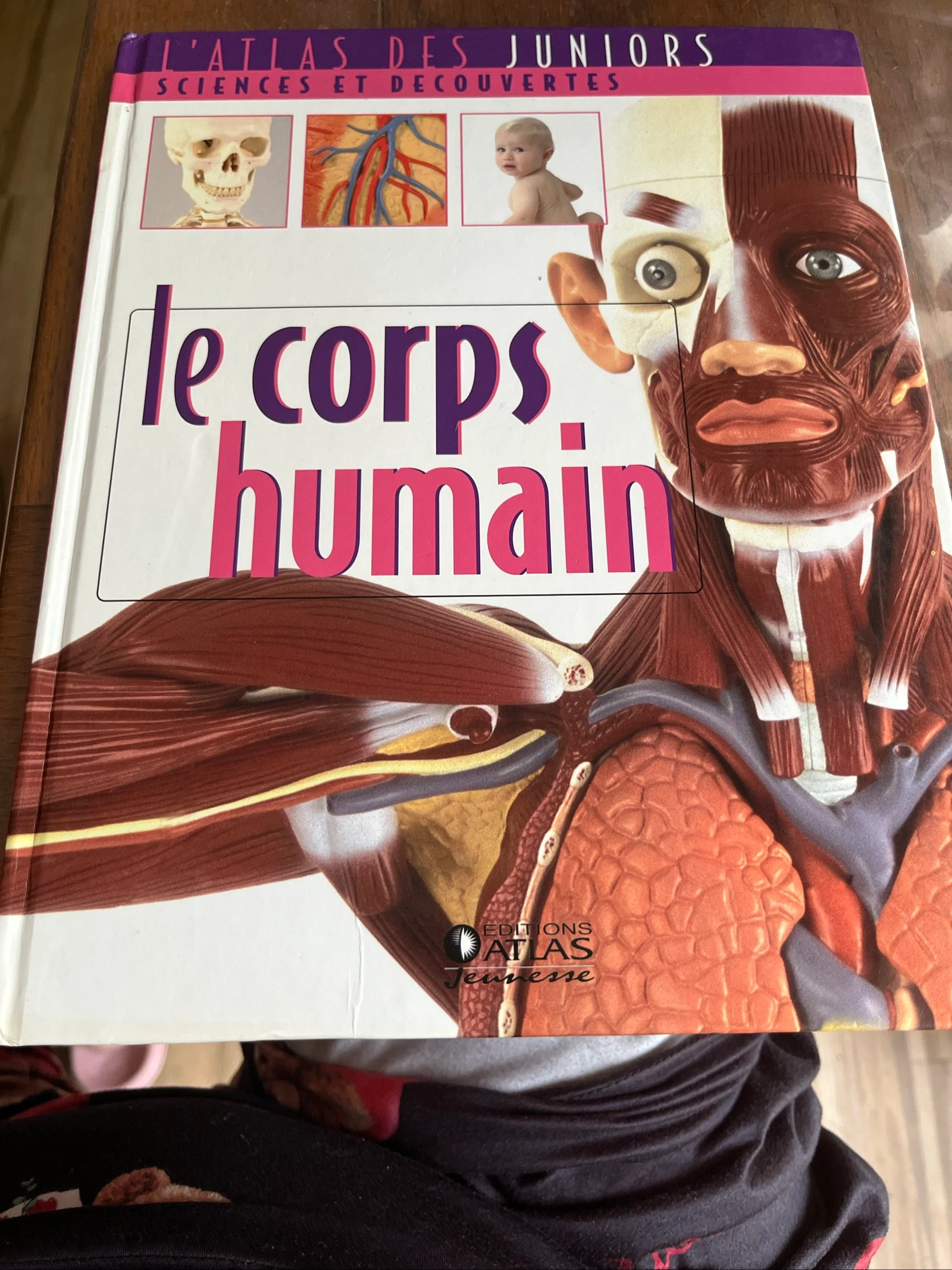 Livre L'Atlas des Juniors - Le corps humain